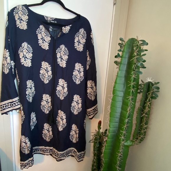 Navy Dress - Picture 1 of 4